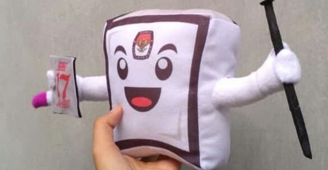 Boneka Maskot Sang Sura: Maskot Pemilu 2019
