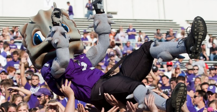 Best Practice Kontak Erat COVID-19 Untuk Maskot Anda