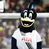 Maskot Tottenham Hotspur VS Manchester City